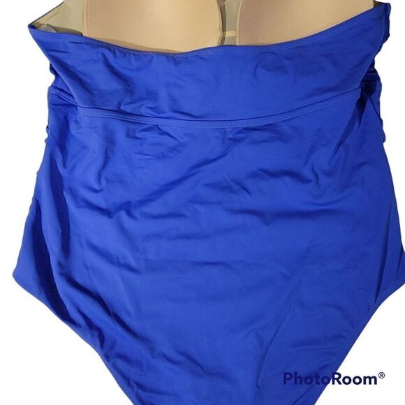 Swimsuits For All Womens Plus Size 24 Shirred Halter One Piece Swimsuit NEW - Picture 9 of 12